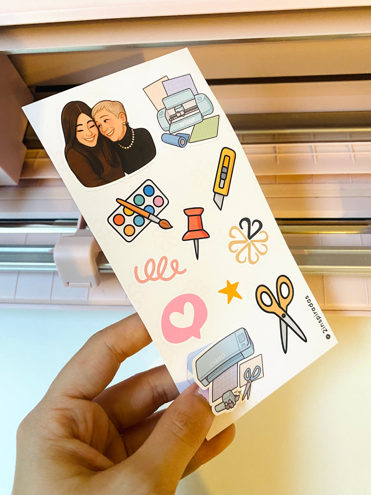 Stickers Course Course: Vinyl Personalization + Stickers with Silhouette + Magnets ...