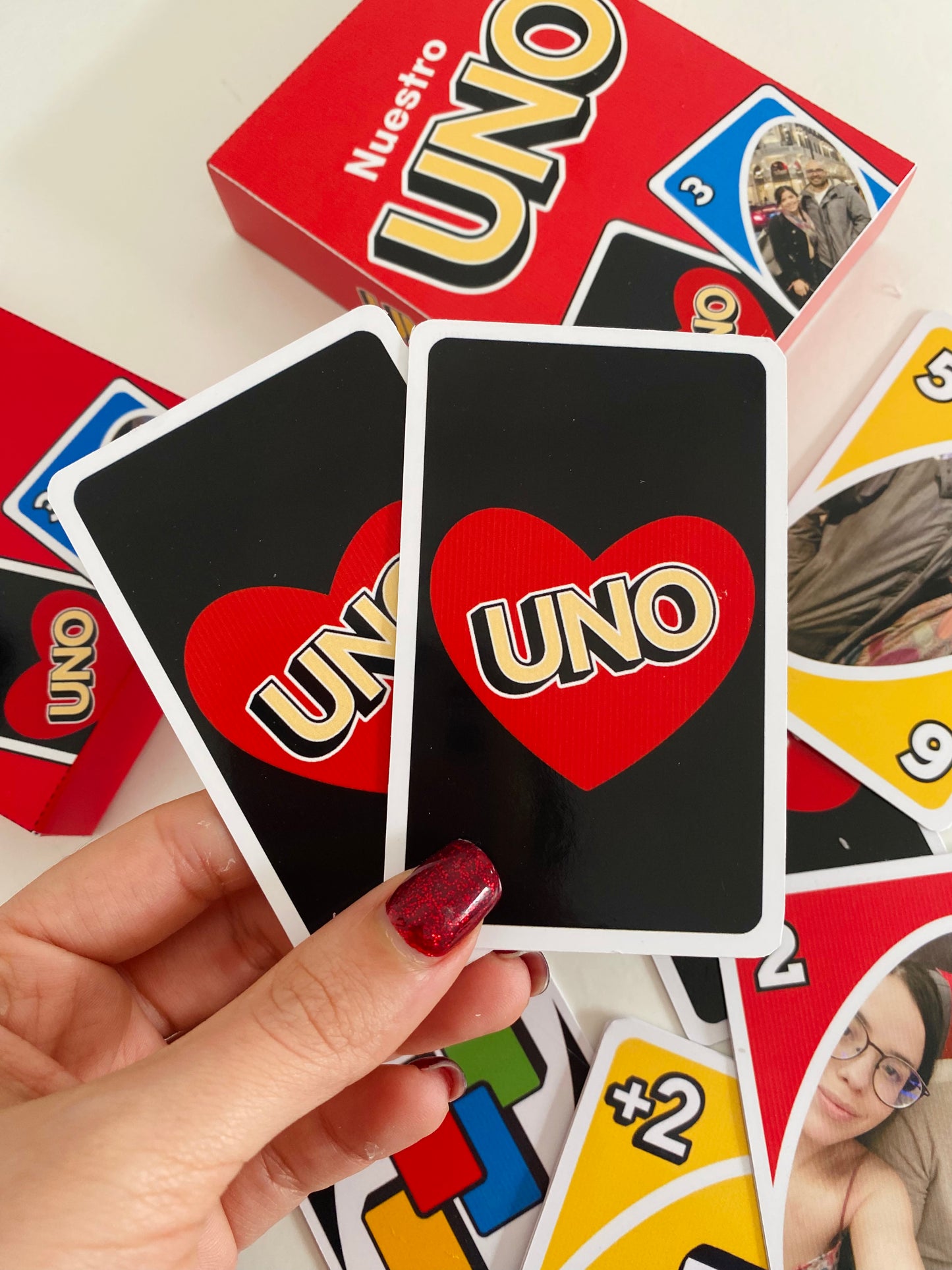 Archivo Juego de Cartas UNO en Canva editable